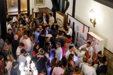 Roga abre la pasarela Colección Bridal con 22 diseños (Foto TA)